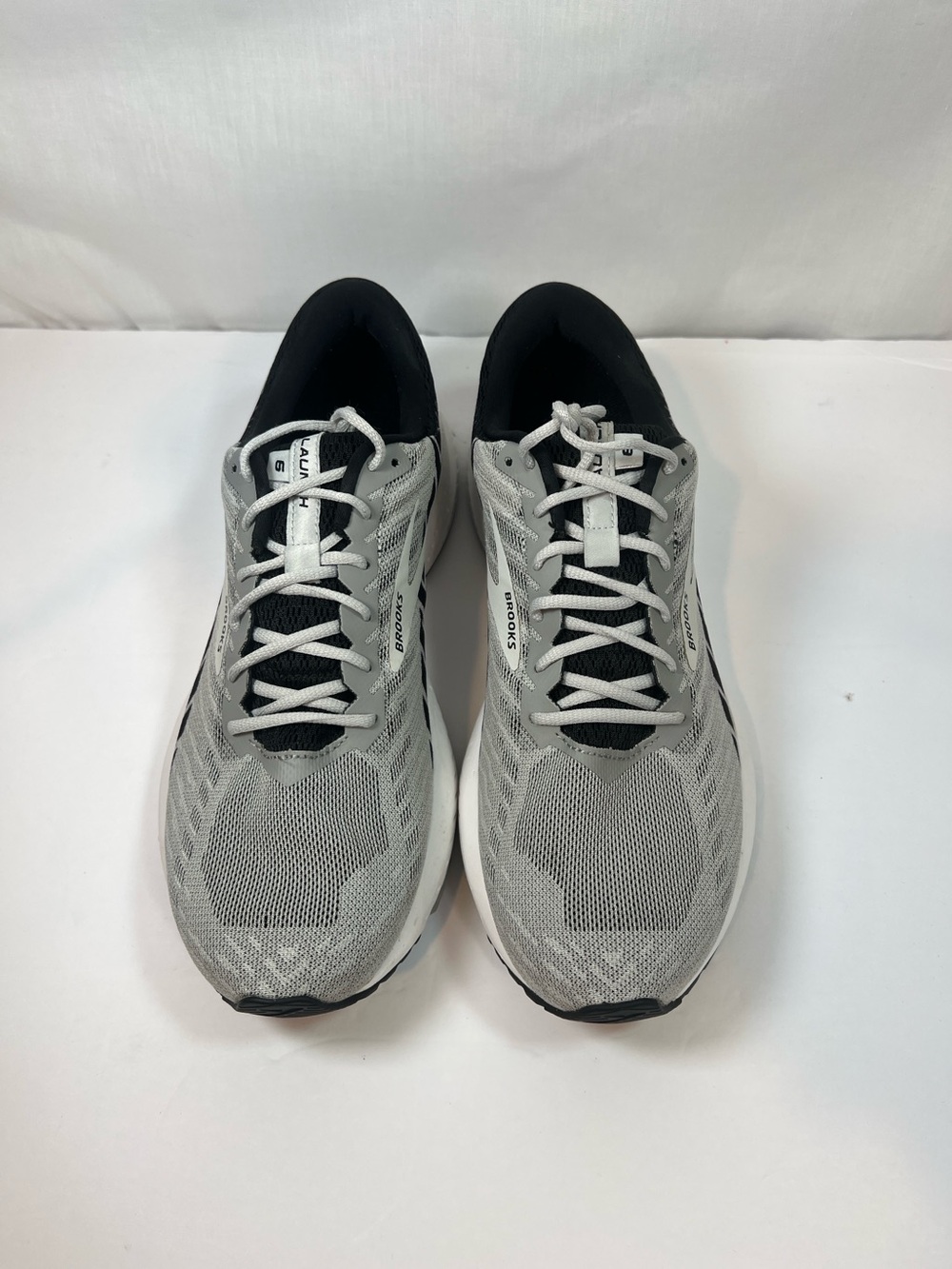 Brooks Launch 6 Men’s Running Shoes Gray Black Size 9.5